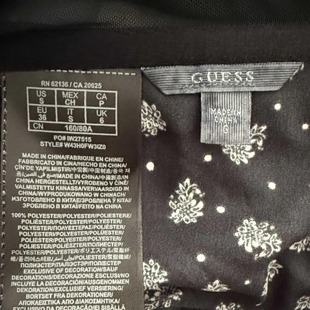 NWOT Guess Black and White Floral Patterned Bra - Picture 3 of 3